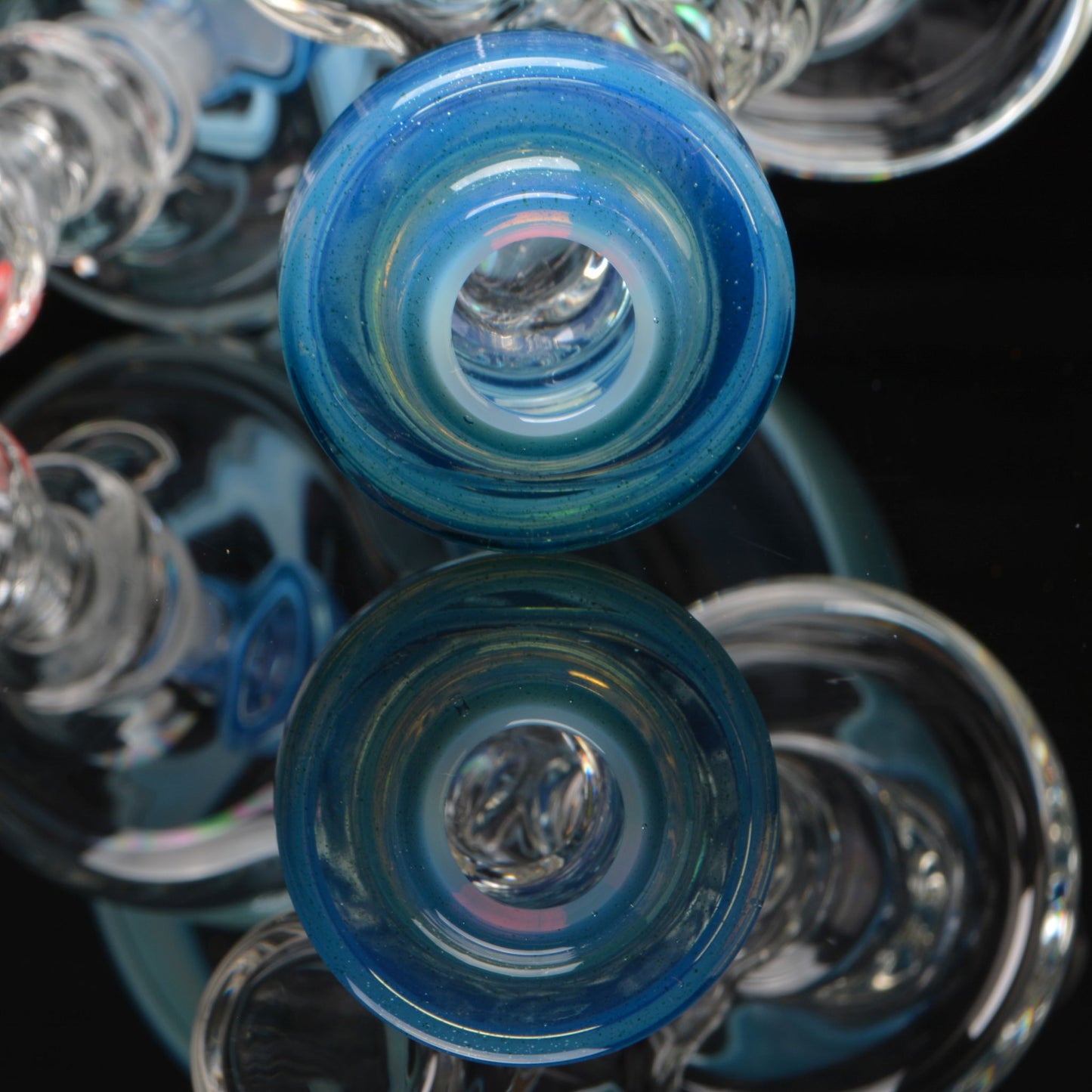Blue Ghost Dust Neutron Recycler