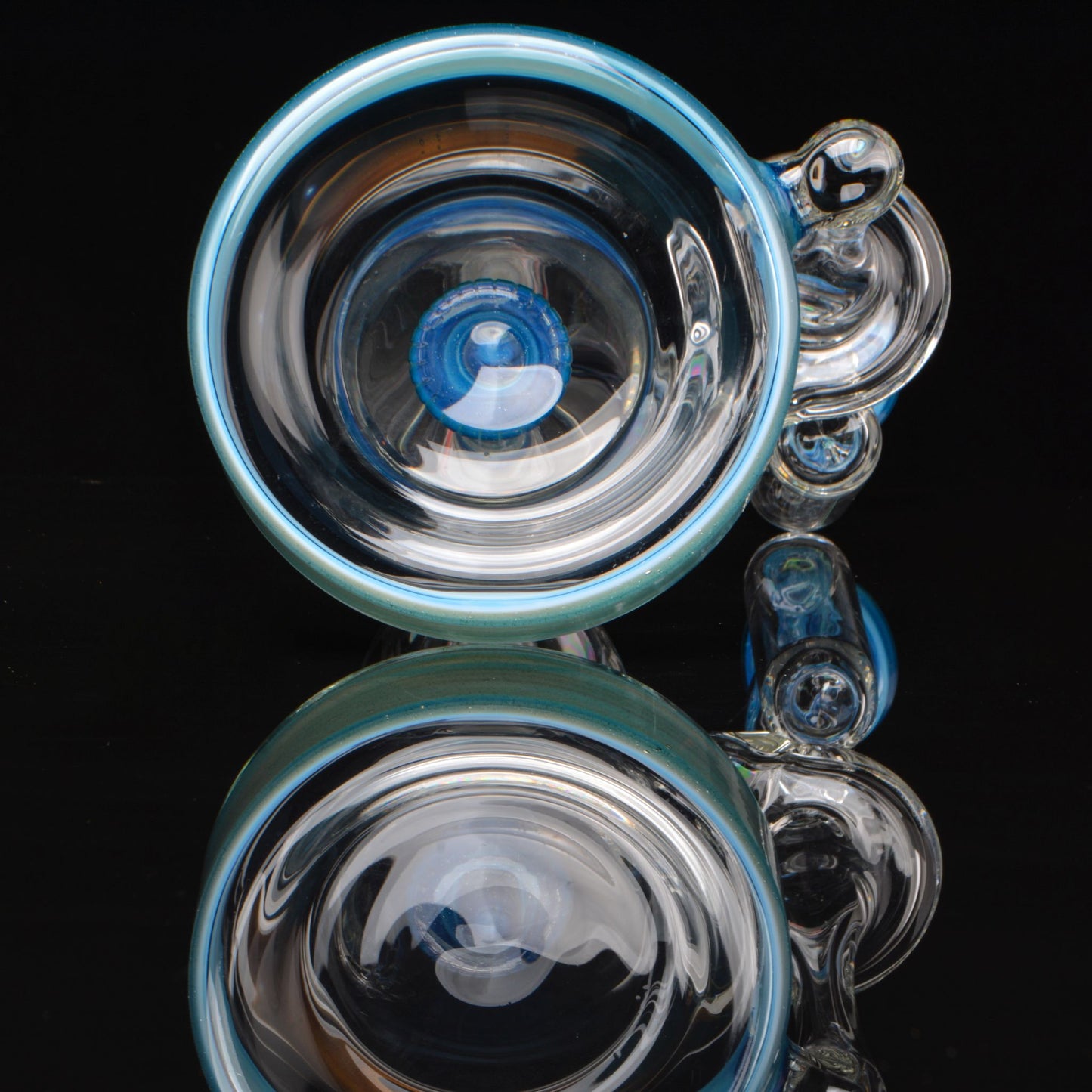 Blue Ghost Dust Neutron Recycler