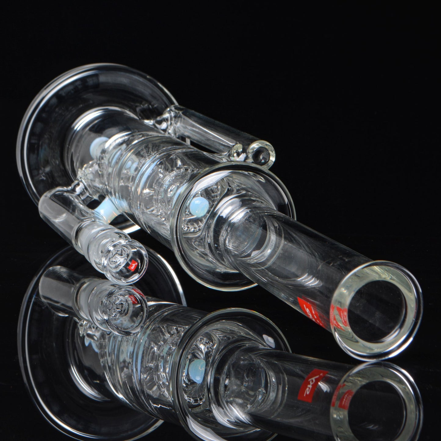 16in Skycycler Bong, close up of the the mouthpiece