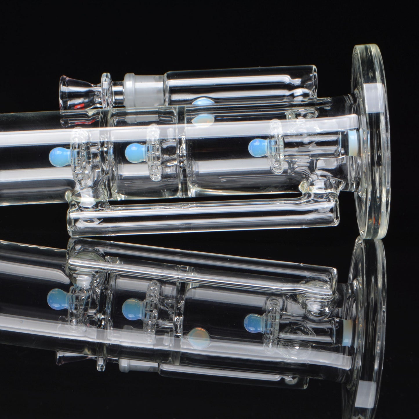 close up of the bongs drain and base
