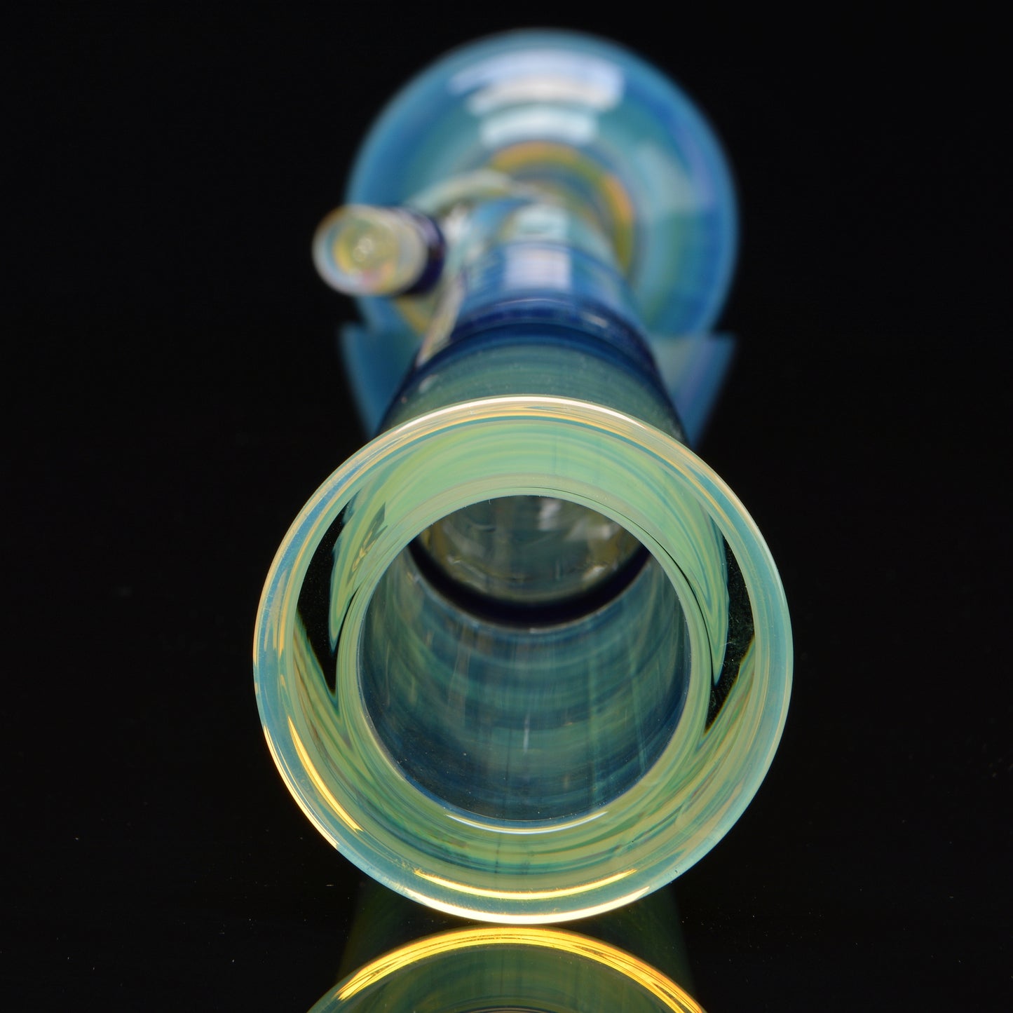 Jupiter 4-footer straight tube, close up of the mouthpiece