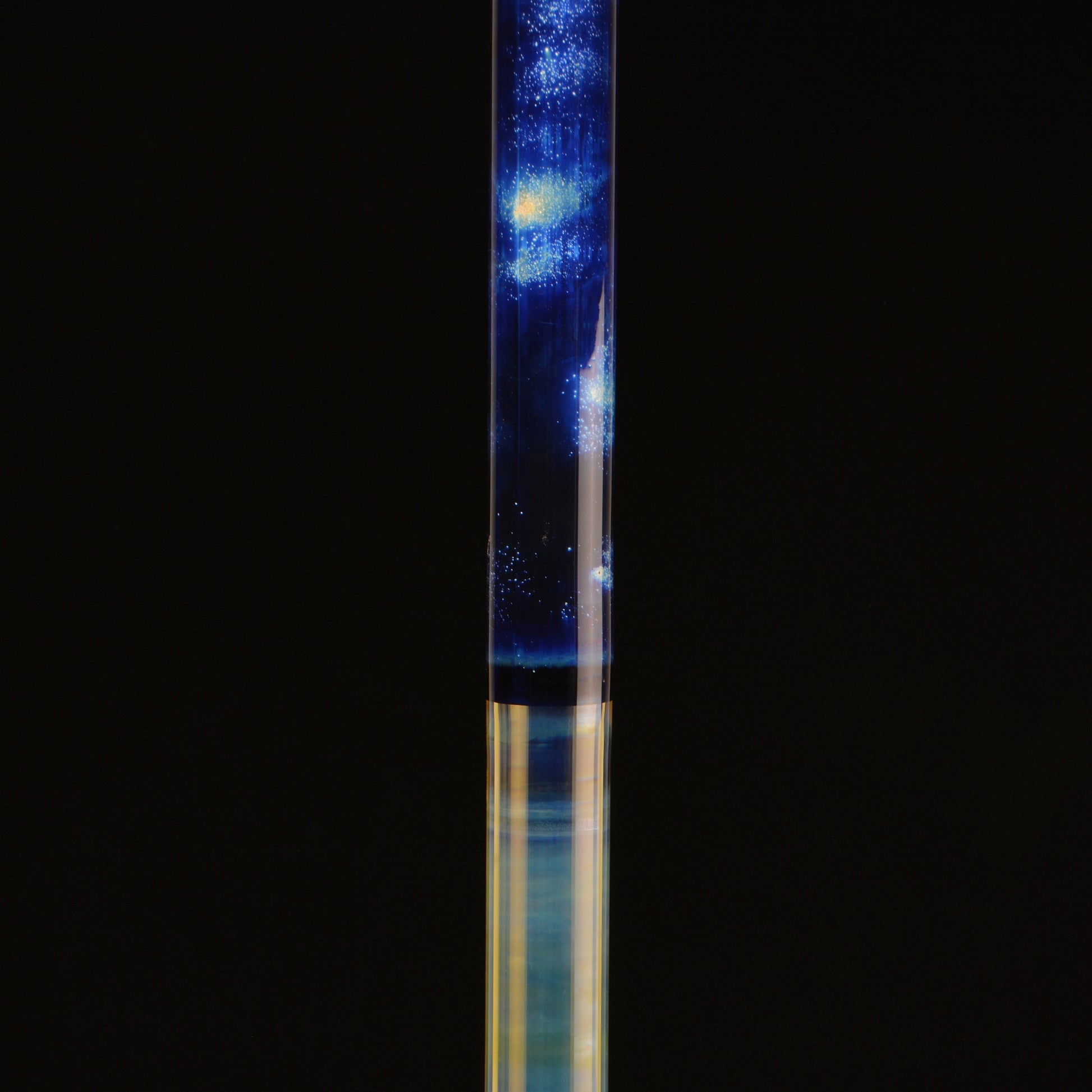 close up of the lower 3rd of the beaker