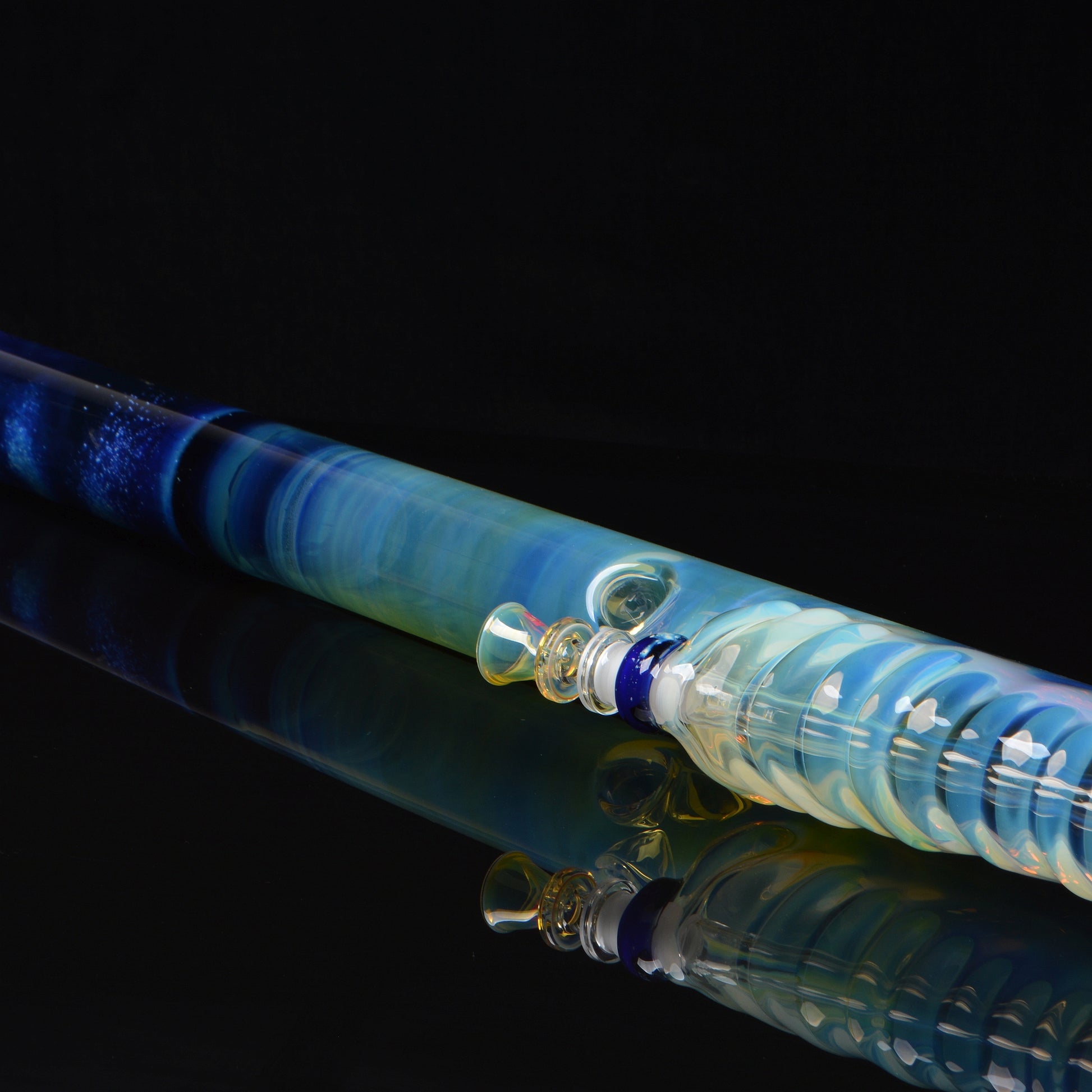 Jupiter 4-footer straight tube, reflective center close up
