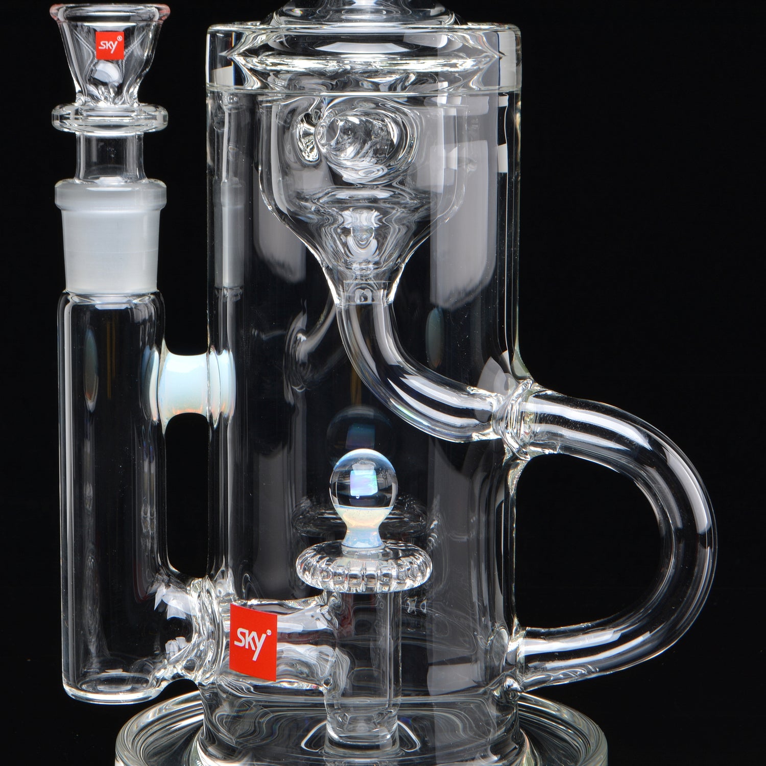 Close up of the internals of the recycler