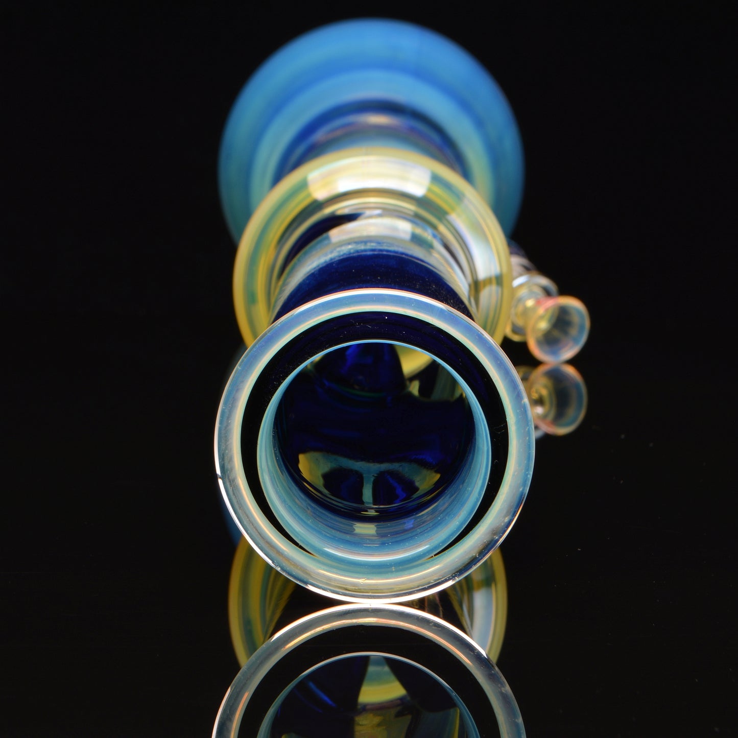 Silver Fumed bong mouthpiece shot