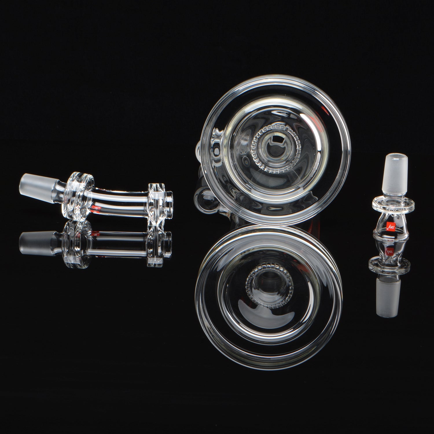 Bubbler, with a removable mouthpiece, with all the components broken apart
