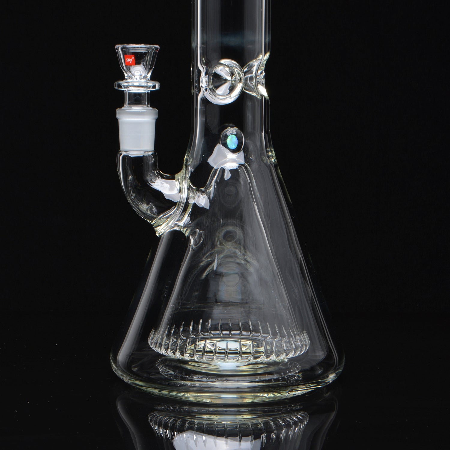 18in Fusion Beaker, close up of the fusion perk